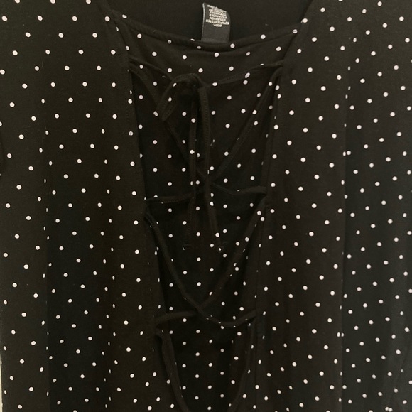 Torrid black white polka dot top with faux corset back size 5 - Picture 4 of 6